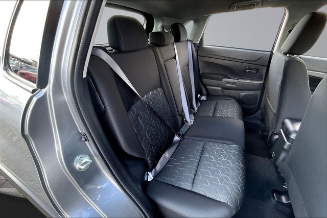2027 Mitsubishi Outlander Sport 2.0 LE