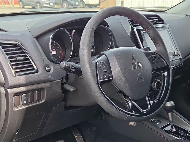 2025 Mitsubishi Outlander Sport 2.0 ES