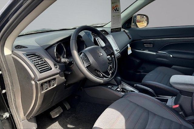 2027 Mitsubishi Outlander Sport 2.0 SE