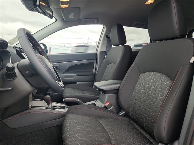 2025 Mitsubishi Outlander Sport 2.0 LE