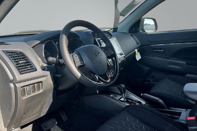 2027 Mitsubishi Outlander Sport 2.0 LE