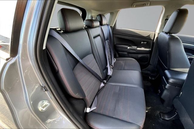 2027 Mitsubishi Outlander Sport 2.0 SE