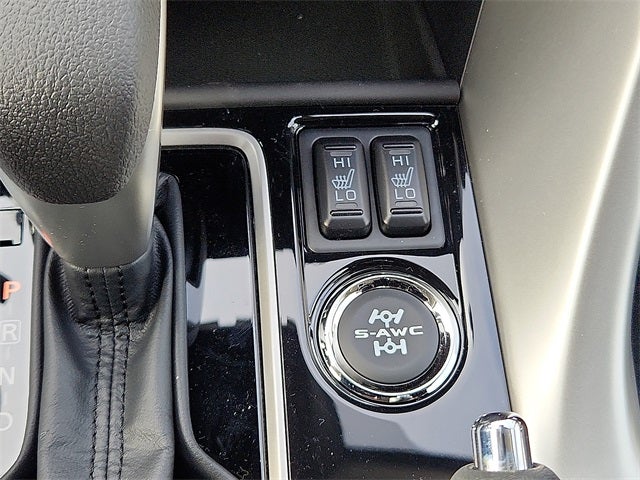 2025 Mitsubishi Eclipse Cross LE