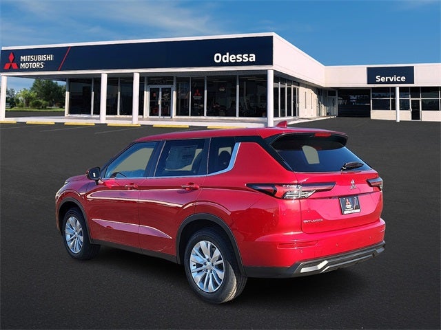 2026 Mitsubishi Outlander ES