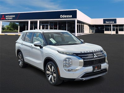 2025 Mitsubishi Outlander SE