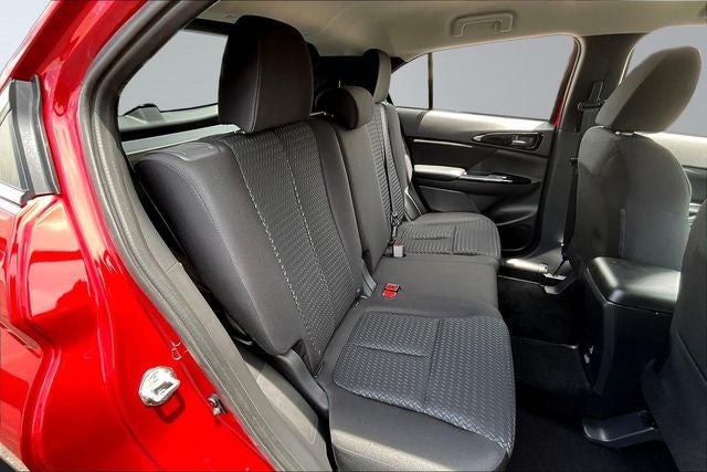 2026 Mitsubishi Outlander LE