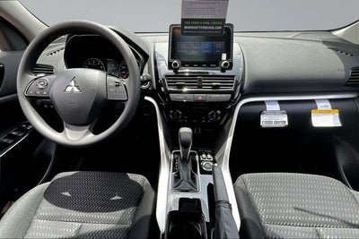 2026 Mitsubishi Outlander LE