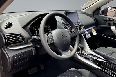 2026 Mitsubishi Outlander LE
