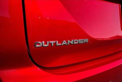 2026 Mitsubishi Outlander SE