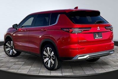 2026 Mitsubishi Outlander SE