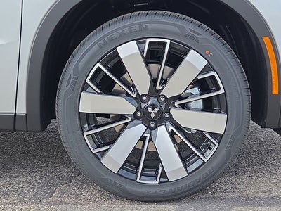 2026 Mitsubishi Outlander SE