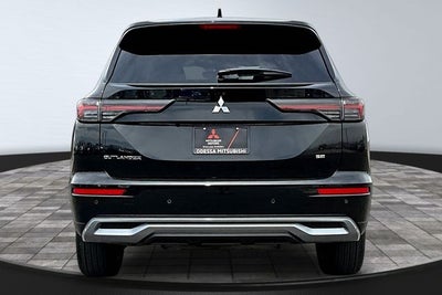 2026 Mitsubishi Outlander SE