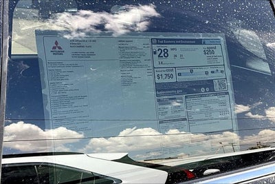 2026 Mitsubishi Outlander LE