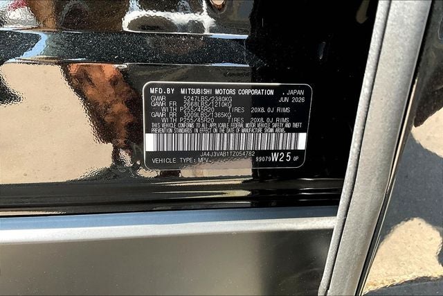 2026 Mitsubishi Outlander LE