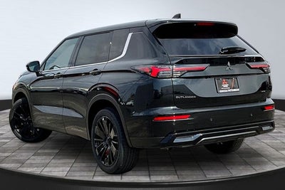 2026 Mitsubishi Outlander LE