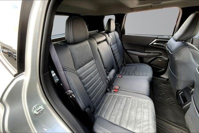 2026 Mitsubishi Outlander SE