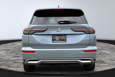 2026 Mitsubishi Outlander SE