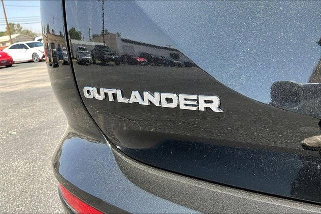 2026 Mitsubishi Outlander SE