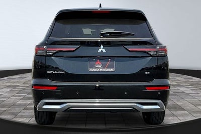 2026 Mitsubishi Outlander SE