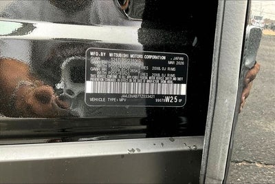 2026 Mitsubishi Outlander LE