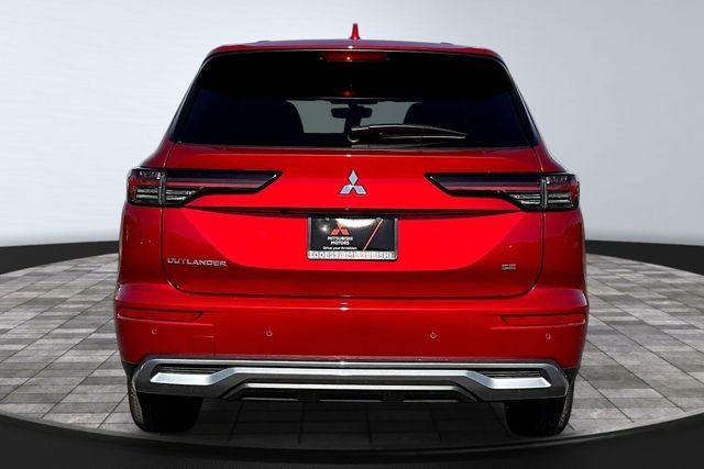 2026 Mitsubishi Outlander SE