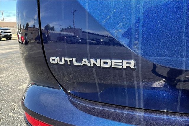 2026 Mitsubishi Outlander SE