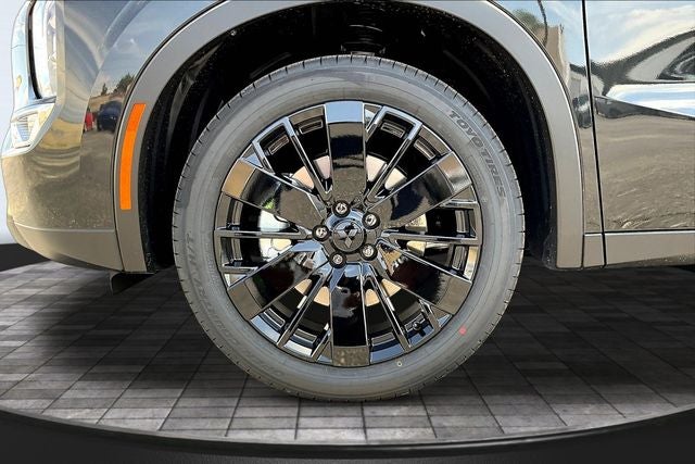 2026 Mitsubishi Outlander LE