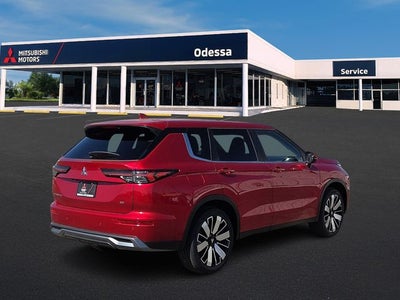 2026 Mitsubishi Outlander SE