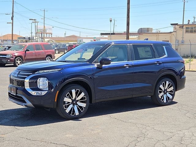 2026 Mitsubishi Outlander SE