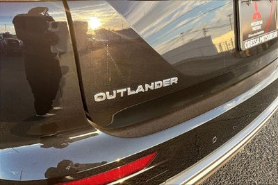2026 Mitsubishi Outlander SE