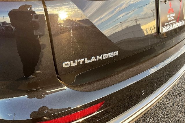 2026 Mitsubishi Outlander SE