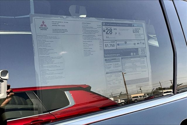 2026 Mitsubishi Outlander LE