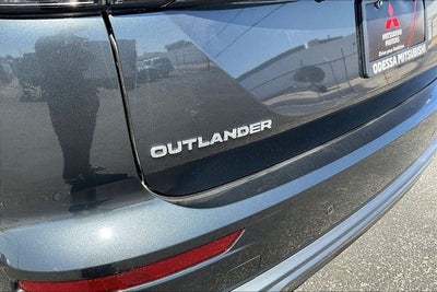 2026 Mitsubishi Outlander SE