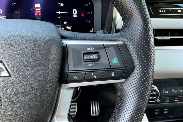 2025 Mitsubishi Outlander SEL