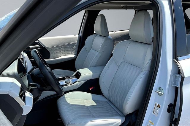 2025 Mitsubishi Outlander SEL