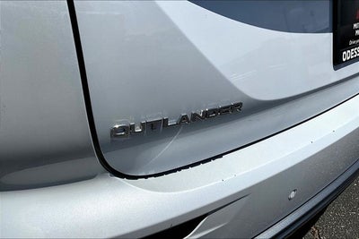 2025 Mitsubishi Outlander SEL