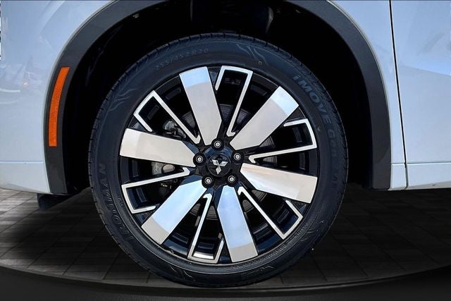 2025 Mitsubishi Outlander SEL