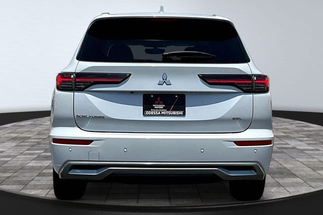 2025 Mitsubishi Outlander SEL