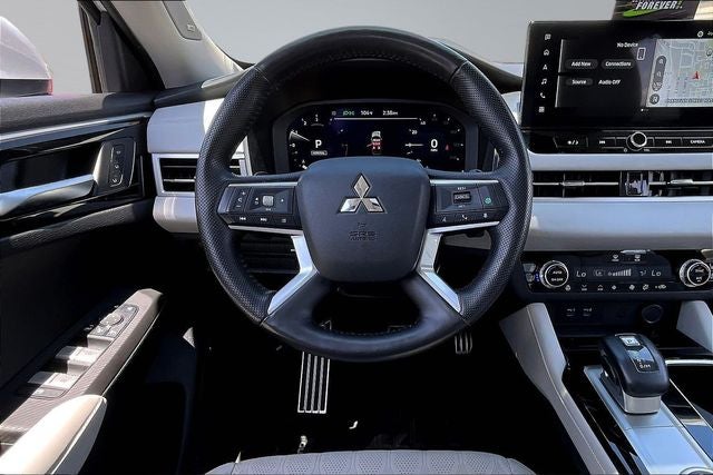 2025 Mitsubishi Outlander SEL