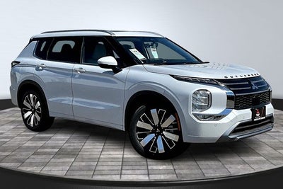 2026 Mitsubishi Outlander SEL