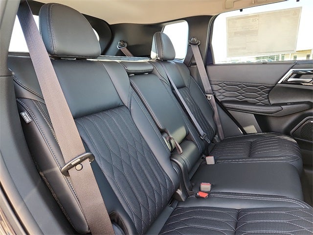 2026 Mitsubishi Outlander SEL