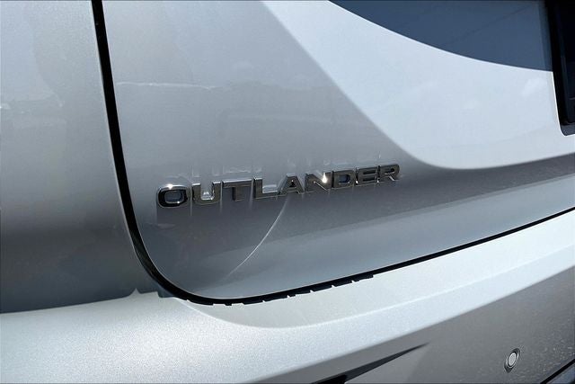 2026 Mitsubishi Outlander SEL