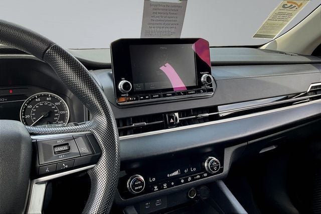 2024 Mitsubishi Outlander ES