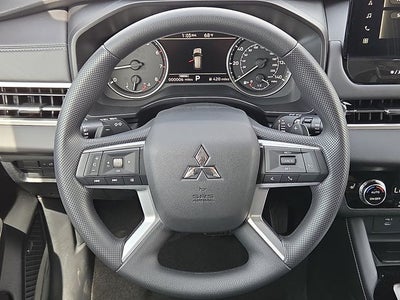 2026 Mitsubishi Outlander ES