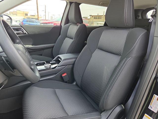 2026 Mitsubishi Outlander ES