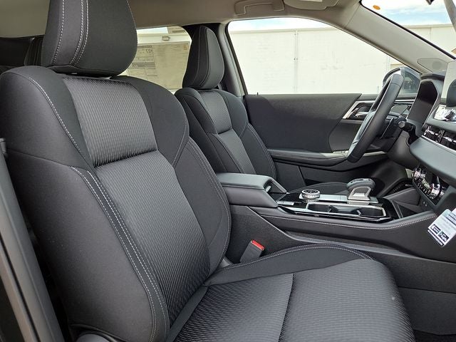 2026 Mitsubishi Outlander ES