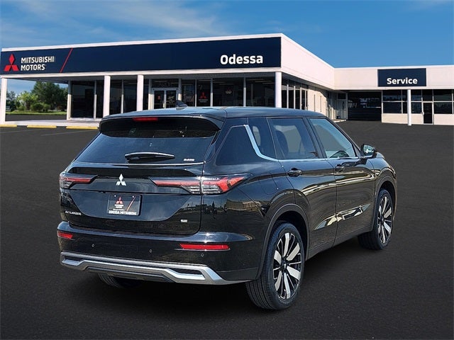 2025 Mitsubishi Outlander SE