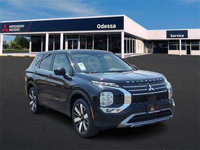 2025 Mitsubishi Outlander SE