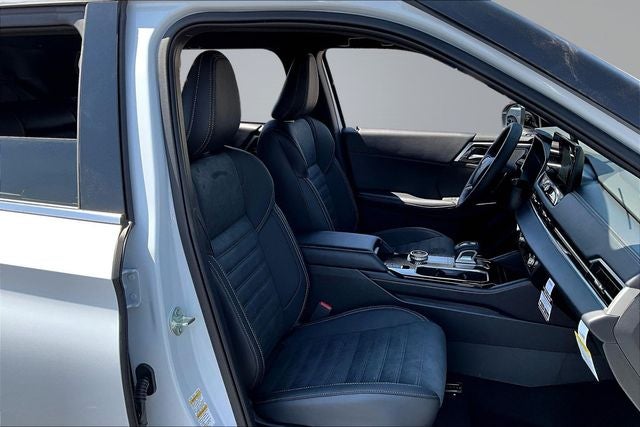 2026 Mitsubishi Outlander LE