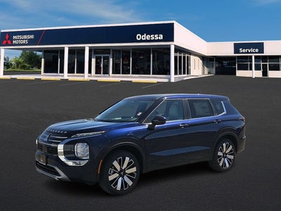 2026 Mitsubishi Outlander SE